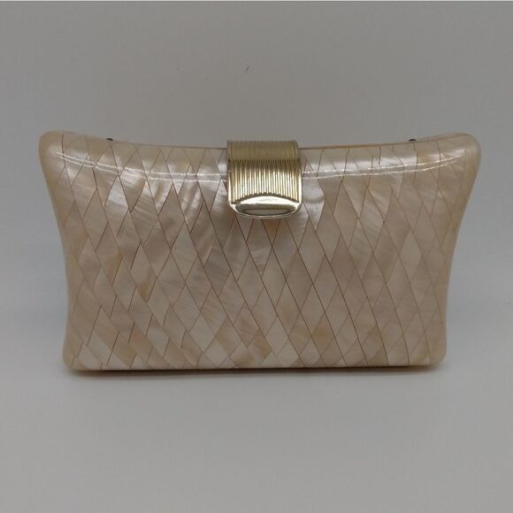 VINTAGE LISETTE Rare 1950s Blush Mother of Pearl & Lucite Clutch Gold Hardware - Picture 3 of 16